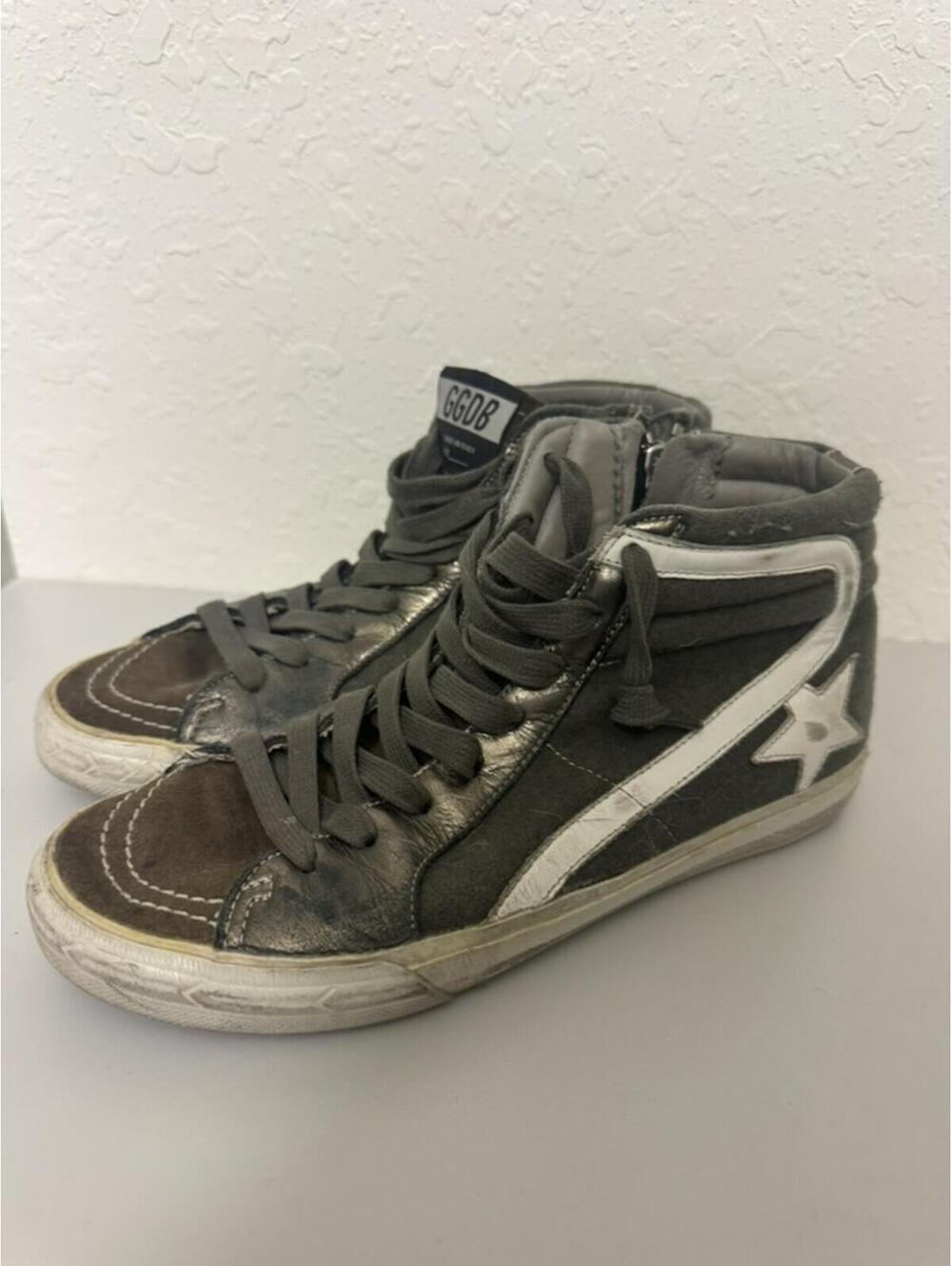 Golden Goose High-Top Slide Sneakers with White Star Detail - Women's Size 36 - Picture 3 of 7